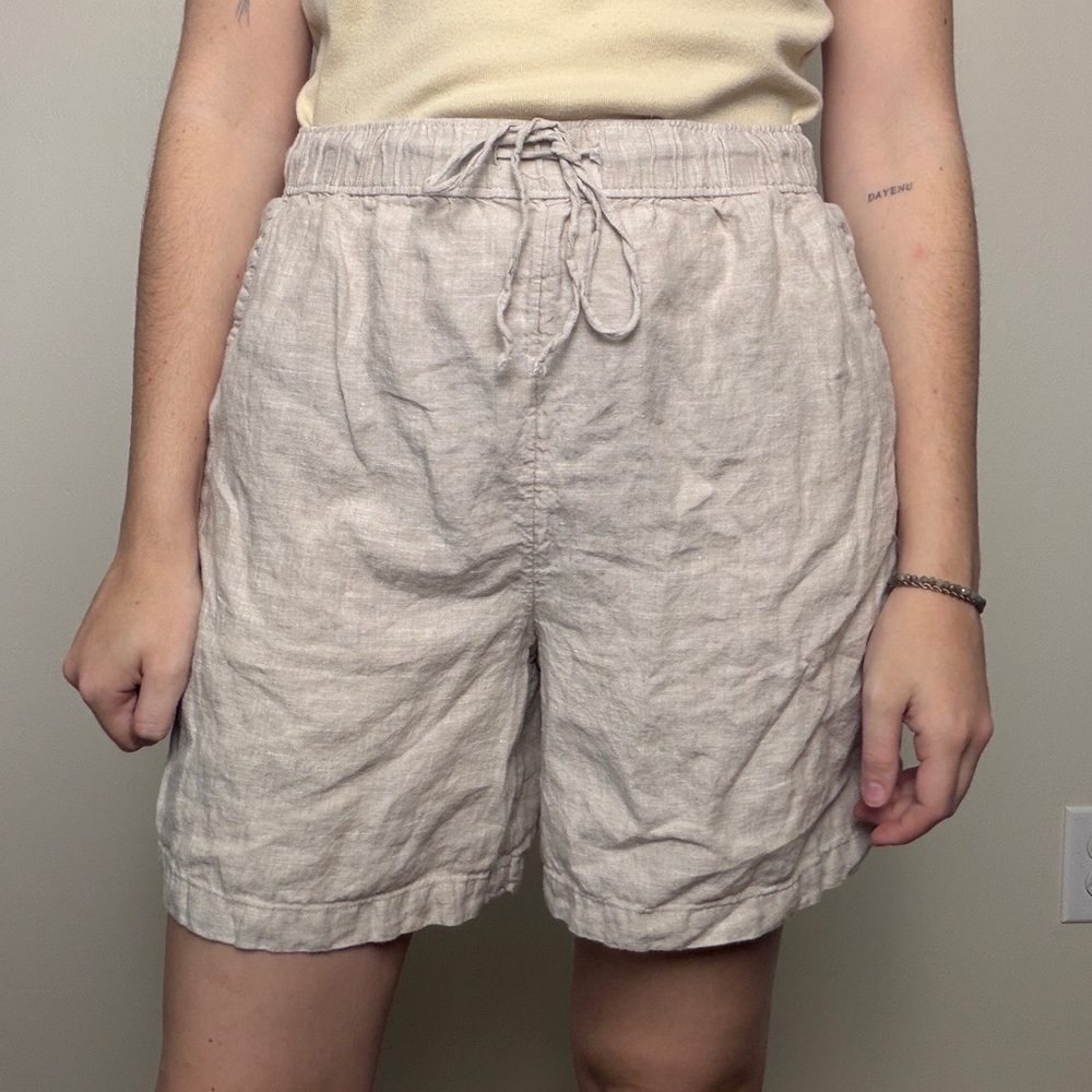Tahari natural oat drawstring shorts 100% linen with pockets size medium - Picture 3 of 8